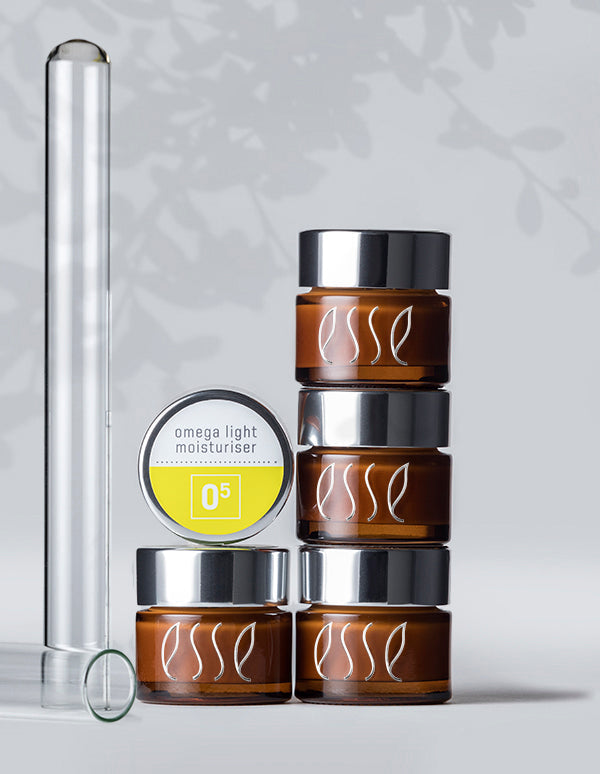 ESSE O5 CORE Omega Light Moisturizer - Mattierende Feuchtigkeitscreme mit Omega-3-Fettsäuren für Mischhaut, ölige Haut, junge Haut